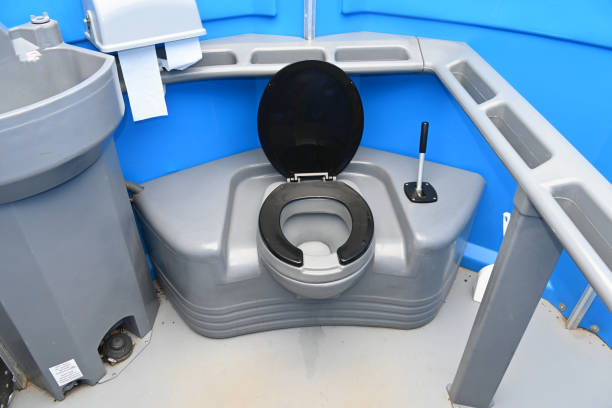 Portable Toilet Options We Offer in Unicoi, TN